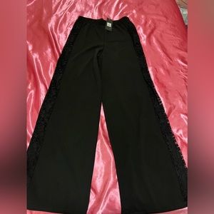Wide leg pants new with tag